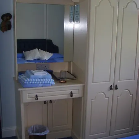 Springfield House كلوناكِلتي