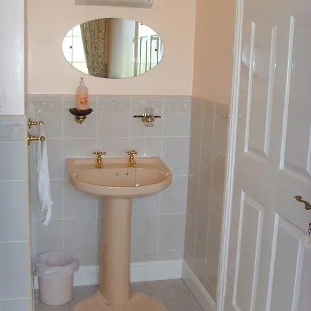 فندق مبيت وإفطار Springfield House كلوناكِلتي