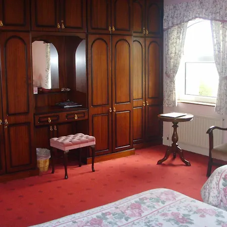 فندق مبيت وإفطار Springfield House كلوناكِلتي