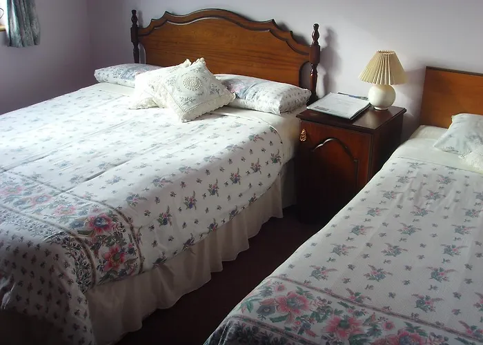 Springfield House 4*