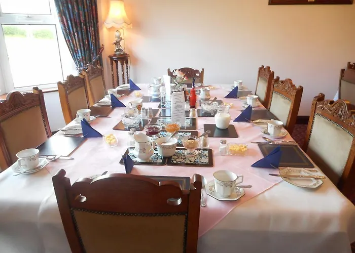 Springfield House 4*